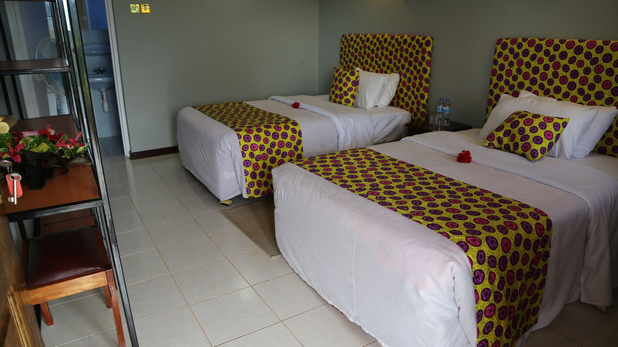 Highview Hotel Karatu Bagian luar foto