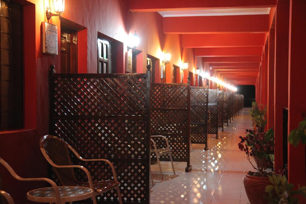 Highview Hotel Karatu Bagian luar foto
