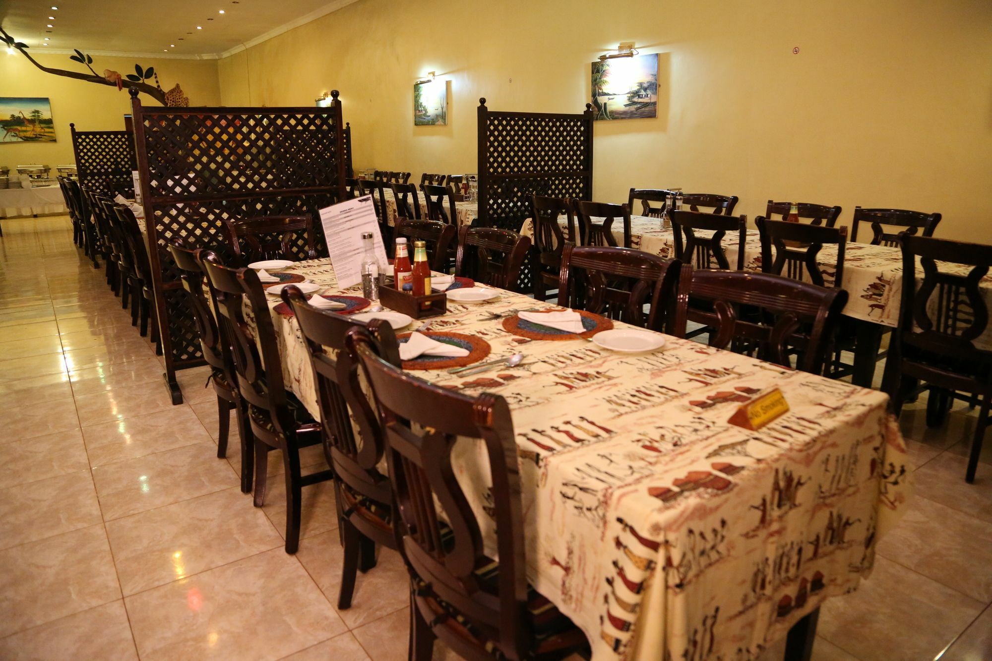 Highview Hotel Karatu Bagian luar foto